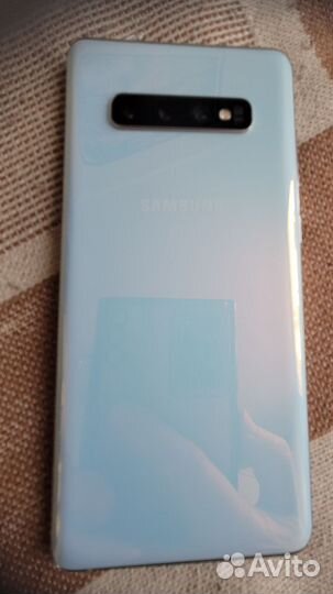 Samsung Galaxy S10+, 8/128 ГБ