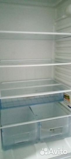 Холодильник бу indesit