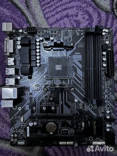 Материнская плата gigabyte b450m