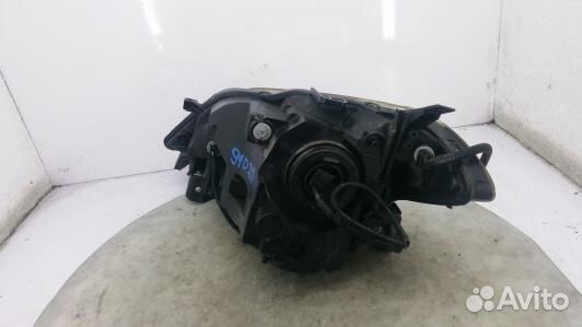 Фара правая honda FR-V (91D28MU01)