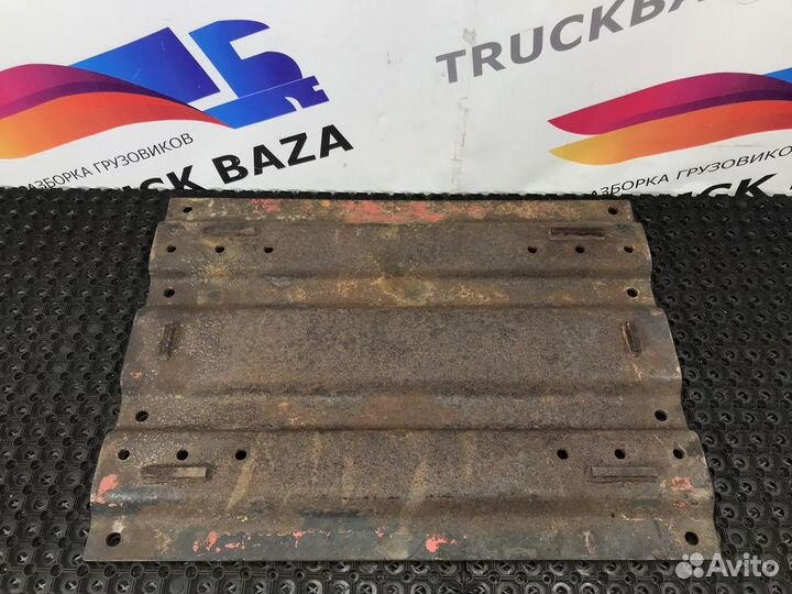 Плита под седло 880х665х40 Man F2000