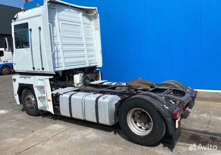 Разбираем грузовик Renault,Magnum III 2001-2008