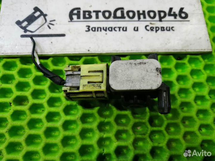 Датчик удара airbag Nissan Juke F15