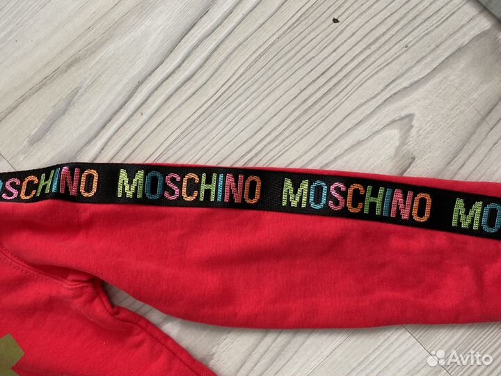 Костюм р 128-134 moschino оригинал