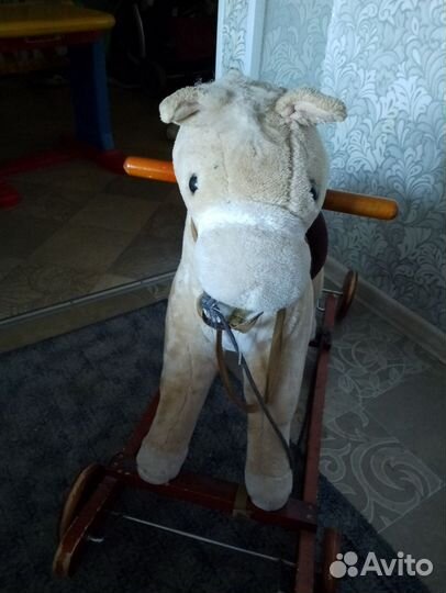 Качалка лошадь