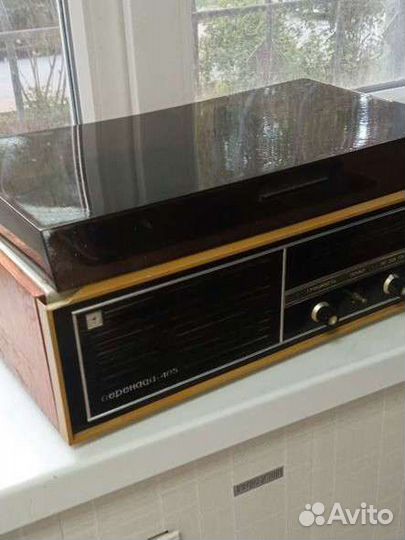 Проигрыватель винила Серенада 405 СССР