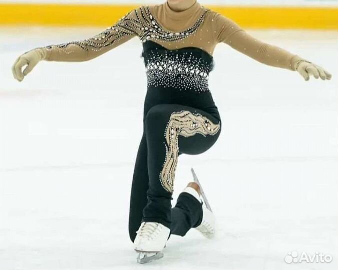 Комбинезон для выступления по фигурному катанию