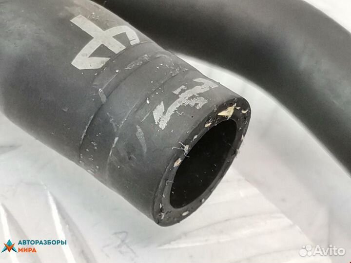 Патрубок радиатора Volkswagen Polo 3 рест. 2002