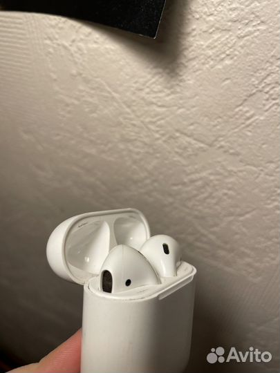 Airpods 1