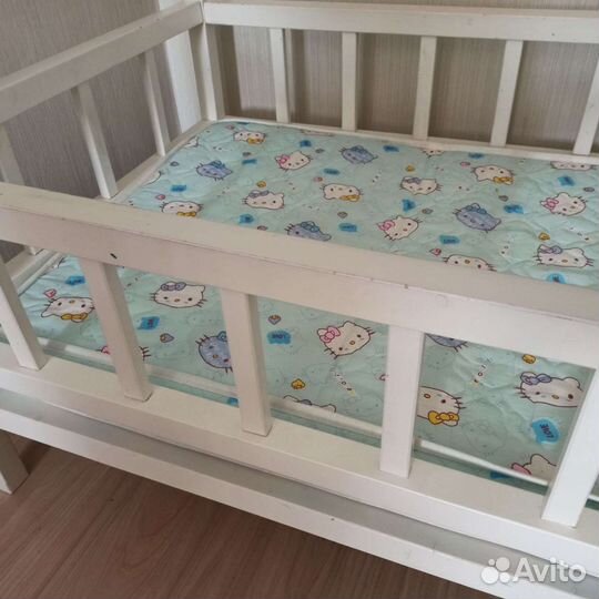 Детская кровать Домик с матрасом