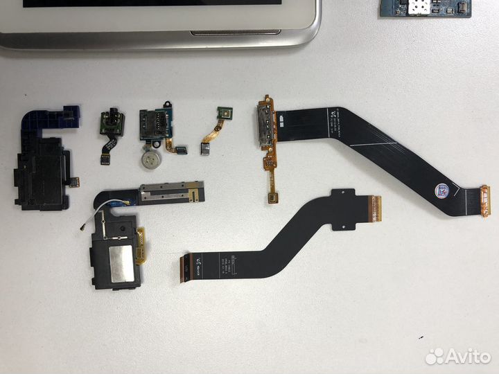 Samsung N8000 в разборе