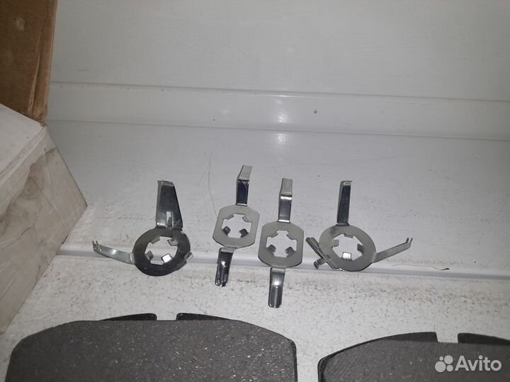 Geely Otaka Колодки тормозные передние