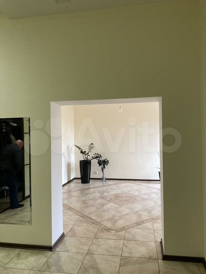 Коттедж 406,4 м² на участке 24 сот.