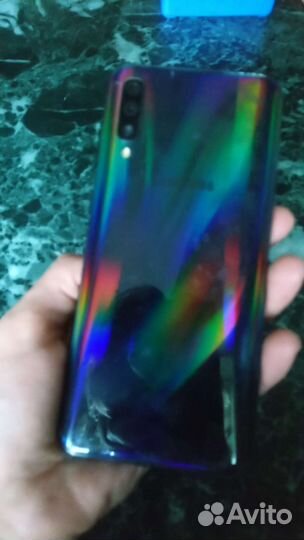 Samsung Galaxy A50, 4/64 ГБ