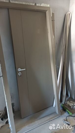 Дверь