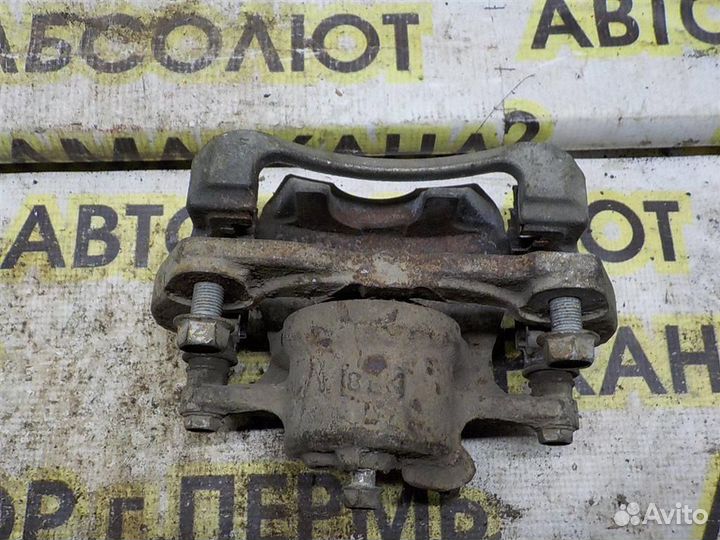 Суппорт передний левый Toyota Corolla (E150) 2006