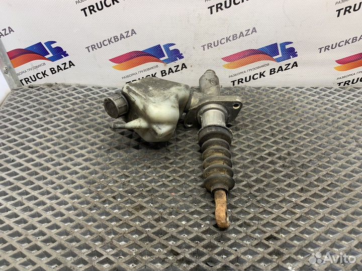 81311100003 Бачок главного цилиндра сцепления