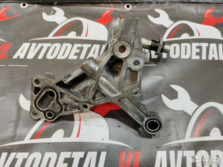 Кронштейн масляного фильтра Toyota Carina 1991