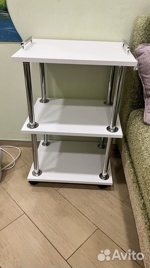 Тележка на колесиках