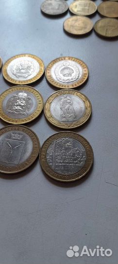 Юбилейные монеты