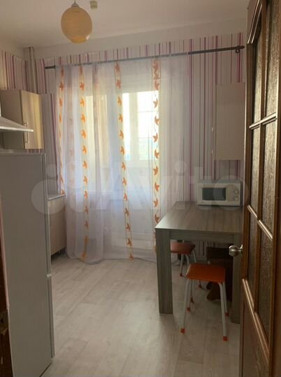 2-к. квартира, 60 м², 10/12 эт.