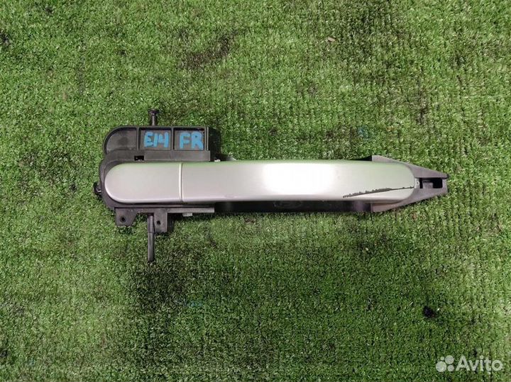 Ручка наружная двери передней правой Ford Fiesta