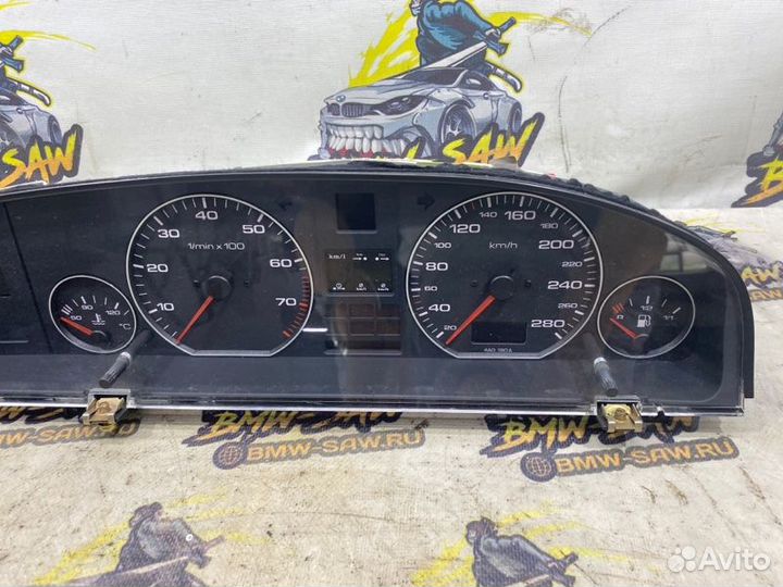 Щиток приборов Audi A6 C4 AAH 1995