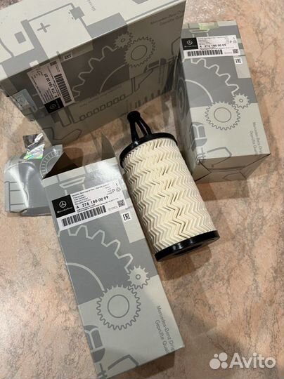 Фильтр масляный Mercedes A2761800009