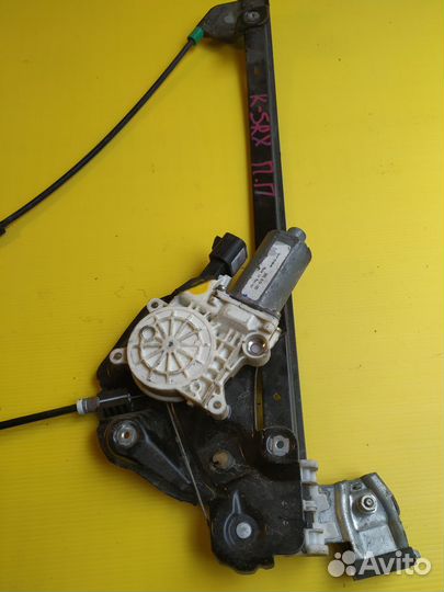 Cadillac SRX стеклоподъемник передний