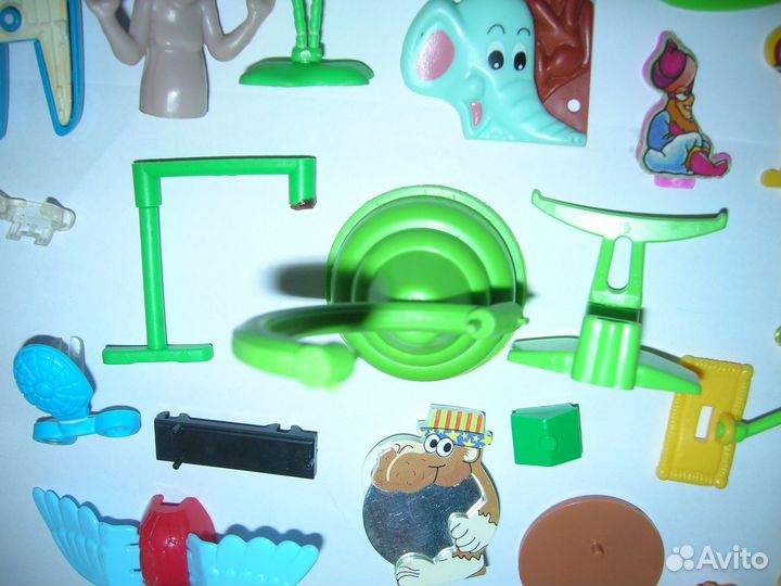 Игрушки из киндер сюрприза