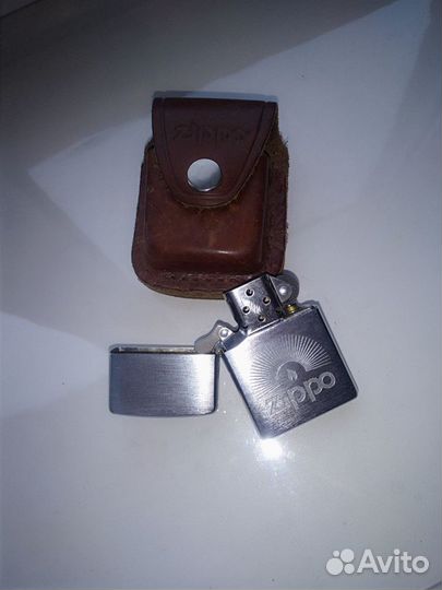 Зажигалка бензиновая zippo