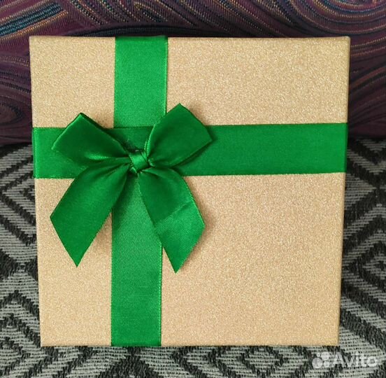 Коробка подарочная