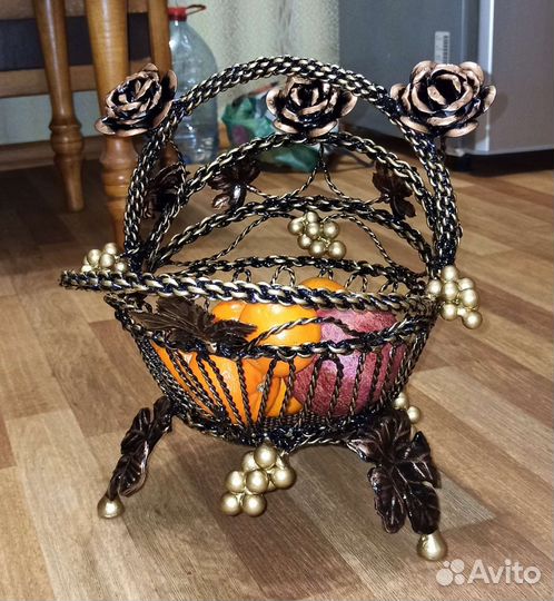 Ваза под фрукты