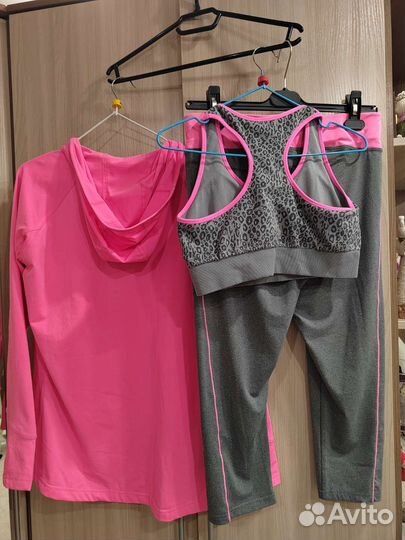 Спортивный костюм женский