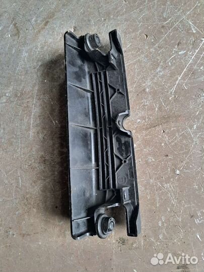 Накладка двигателя Mercedes W203