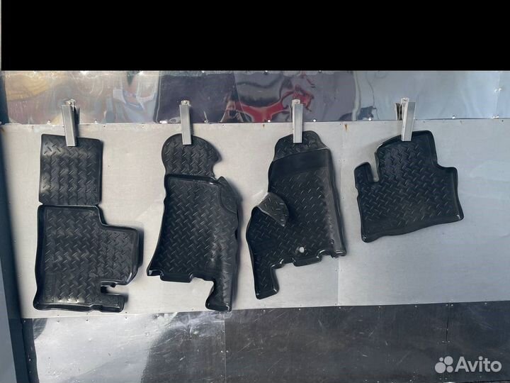 Резиновые коврики Priora Б\У