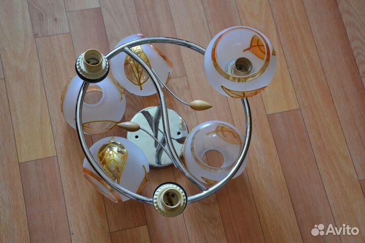 Люстра-светильник