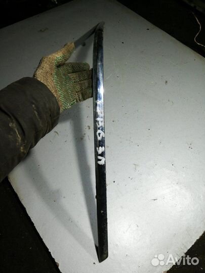 Молдинг бампера задний правый Volkswagen Passat B6