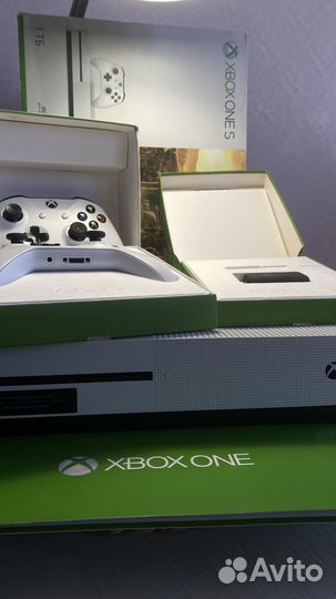 Xbox One s 1tb с играми