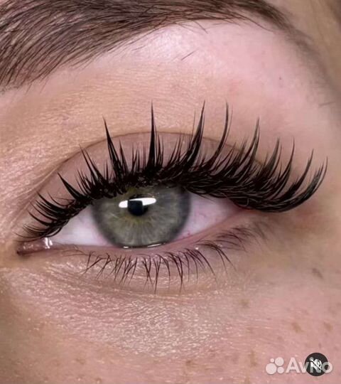 Наращивание ресниц и брови