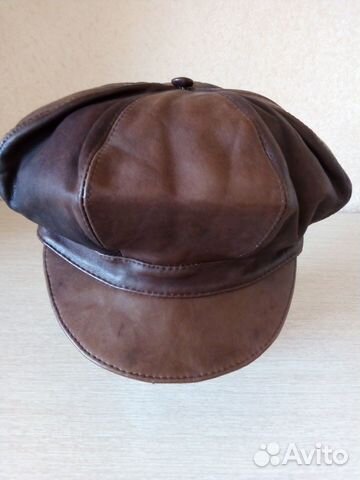 Кепка женская из натуральной кожи