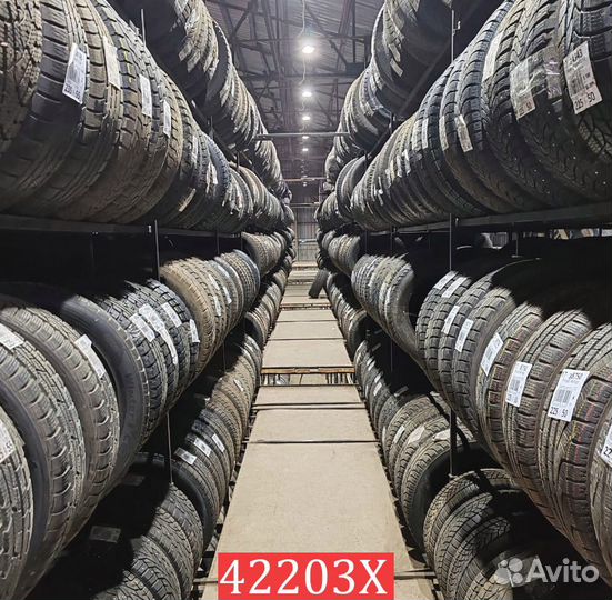 Michelin Pilot Sport 4 235/45 R19 99M