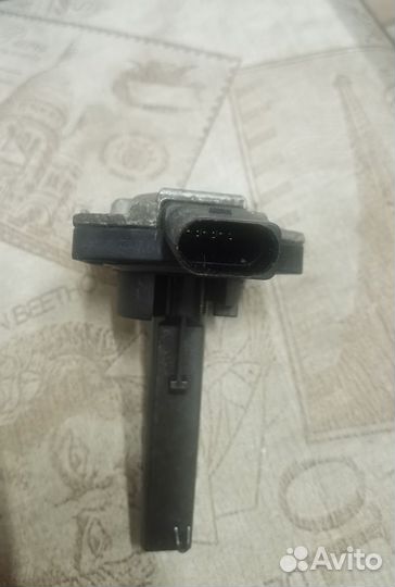 Датчик температуры и уровня масла Volkswagen