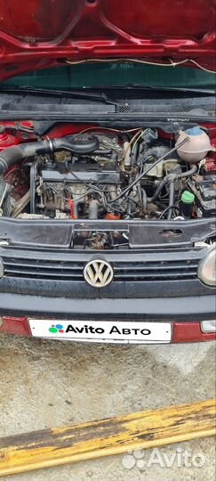 Volkswagen Golf 1.8 МТ, 1995, битый, 161 900 км