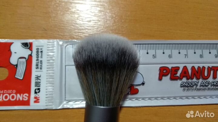 Двусторонняя кисть для макияжа новая