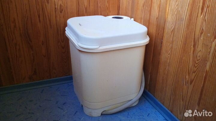 Машина стиральная 