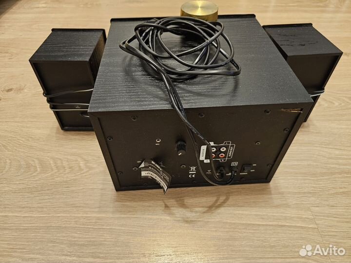 Акустические колонки sven