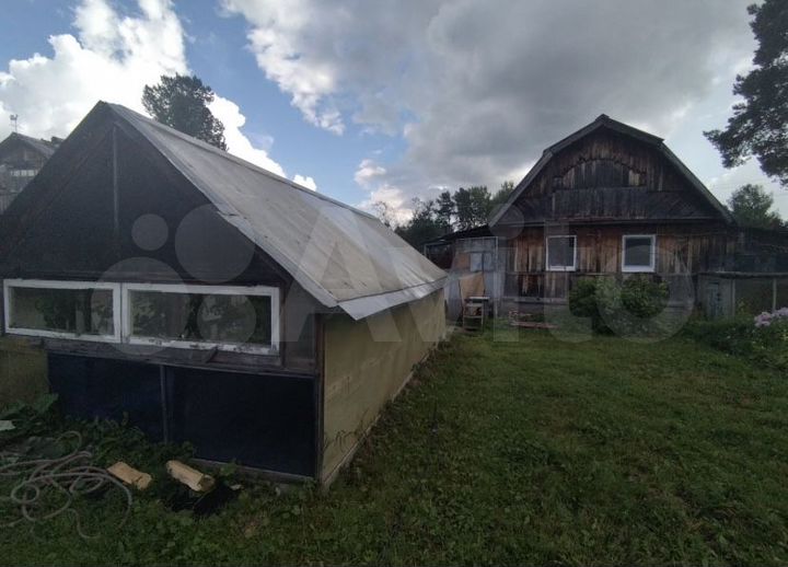 Дом 50,6 м² на участке 5 сот.