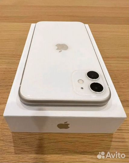 iPhone 11, 128 ГБ