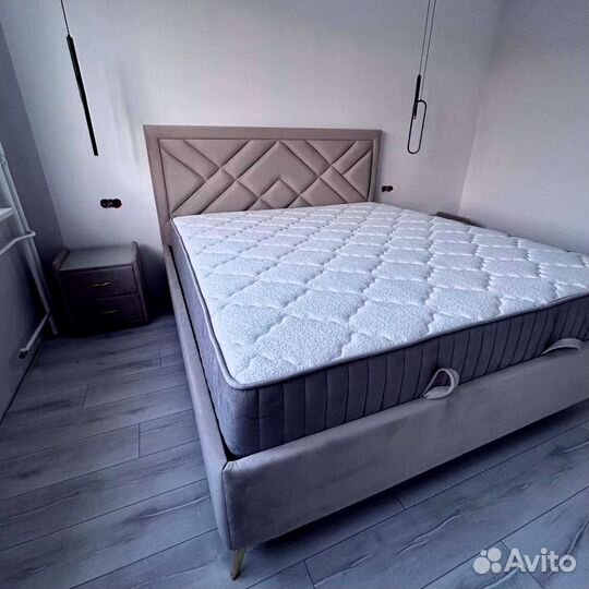 Кровать 200х200